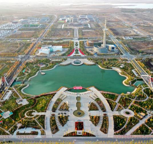 胡杨河市
