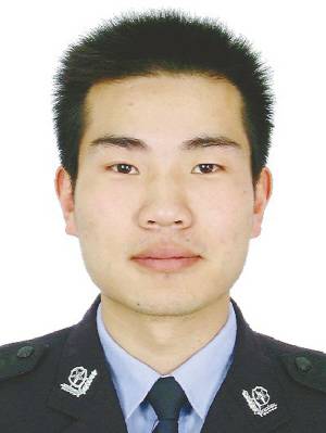 孙伟华（江苏省南京市鼓楼公安分局特巡警大队民警）