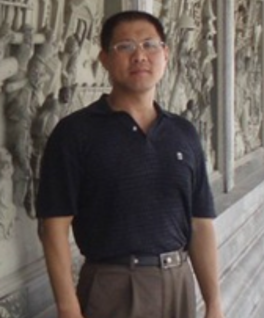 吉宏（江西师范大学商学院执行院长、MBA教育中心主任）