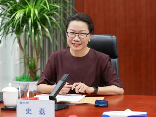 史磊（苏美达股份有限公司党委委员、副总经理，江苏苏美达机电有限公司董事长）