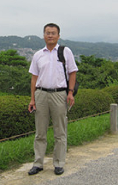 栗华益