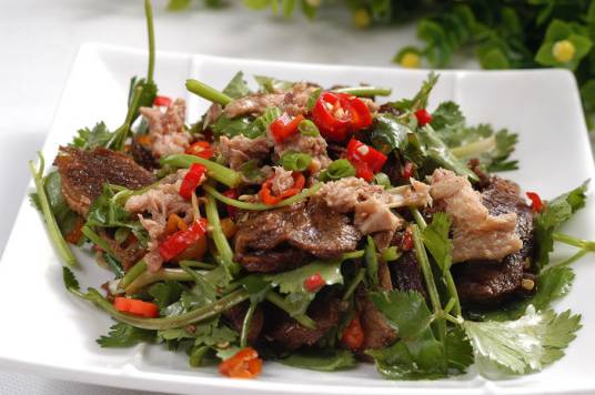 香菜牛肉