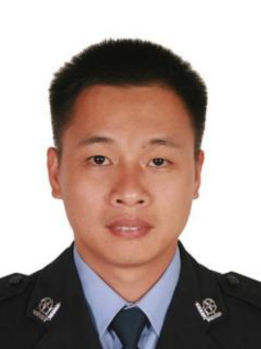 黄海均