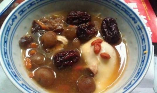 红枣桂圆蛋汤