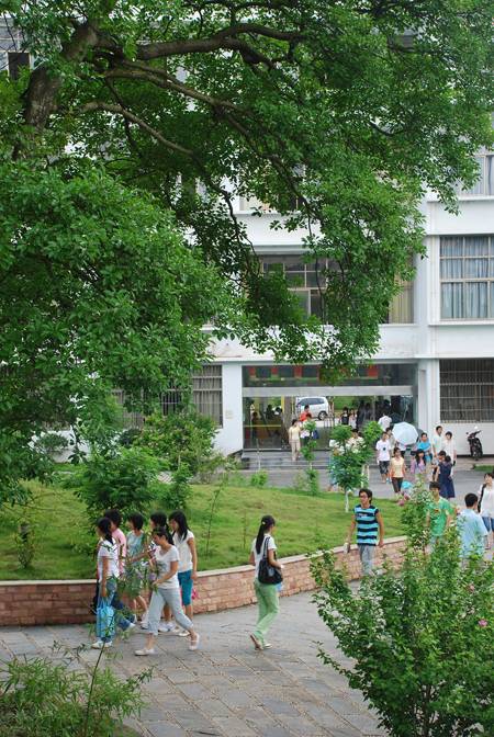 赣州大学城