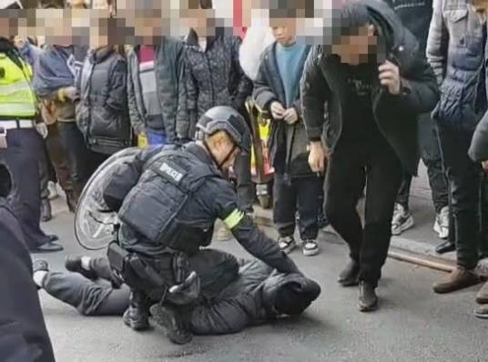 12·24成都同福路伤人事件