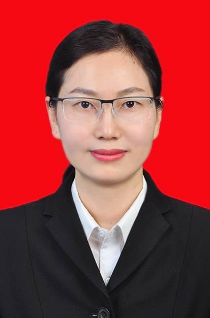 郑艳（荆楚理工学院党委常委、宣传部部长）