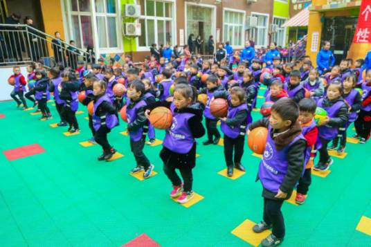 幼儿学校运动
