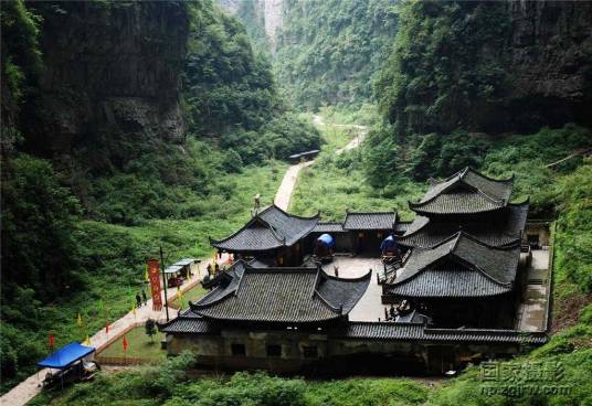 天坑三硚景区