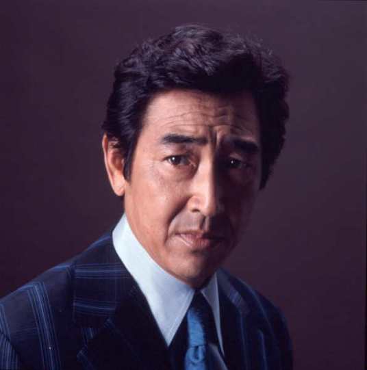 鹤田浩二（日本男歌手、演员）