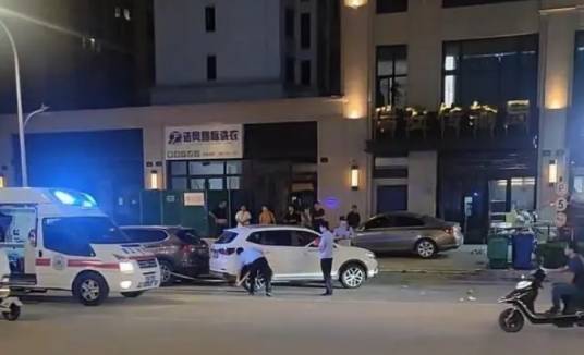 9·4温州男子街边车内死亡事件