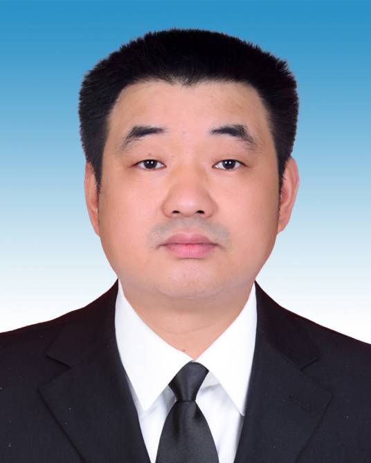 田明（湖南省湘西州保靖县委常委、县人民政府党组副书记、常务副县长）