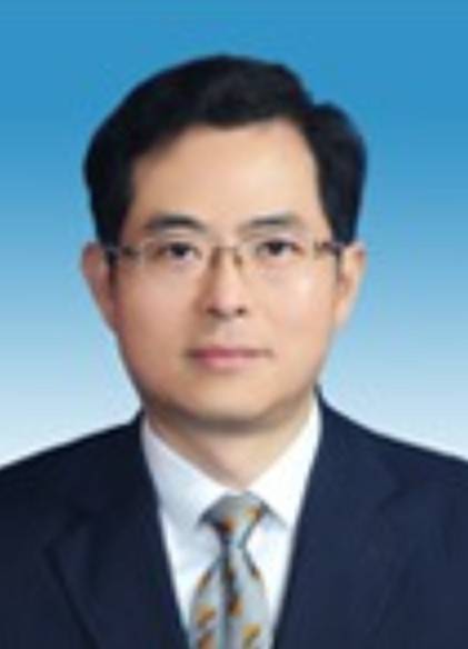 叶杨（湖北省宜昌市委副书记，兼任宜昌高新技术产业开发区党工委书记）