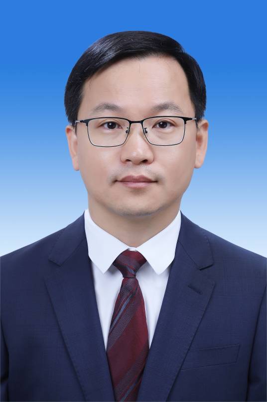 李明泉（陕西省宝鸡市委委员、常委，宝鸡市人民政府党组成员、副市长（挂职））