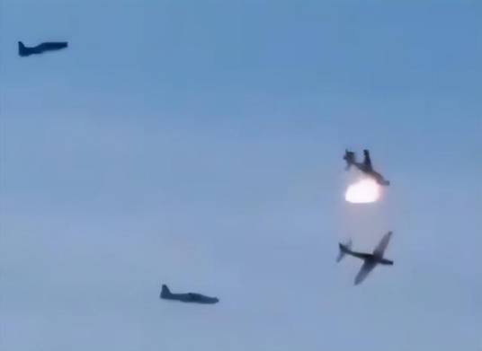 7·1哥伦比亚空军飞机碰撞事故