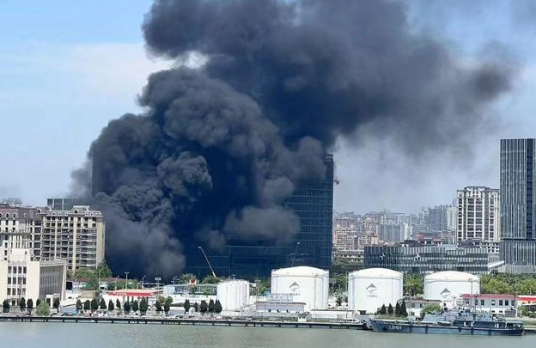5·17上海徐汇区工地火灾事件