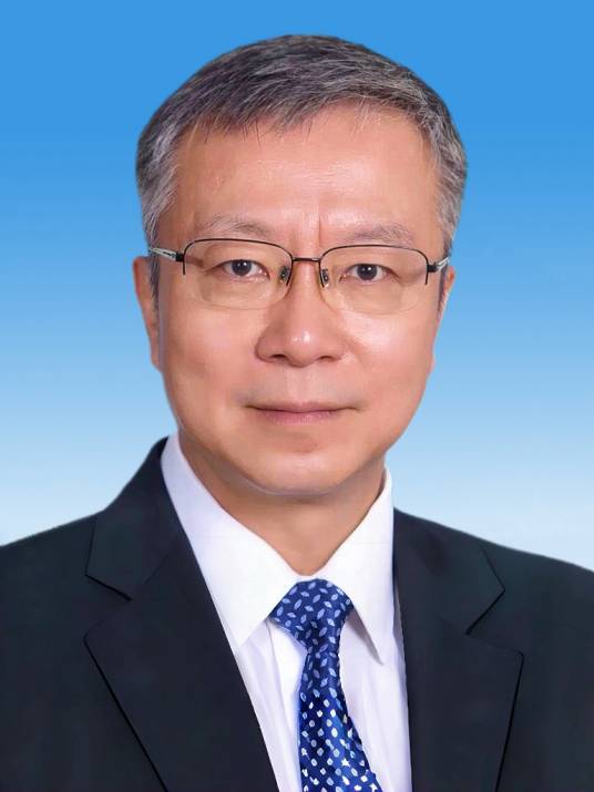 任友群