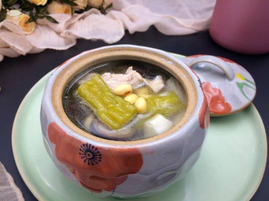 苦瓜黄豆排骨汤