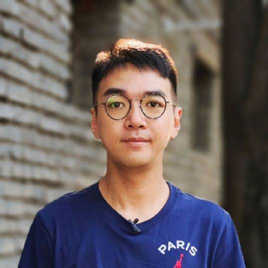 钟文泽（数码类自媒体博主）