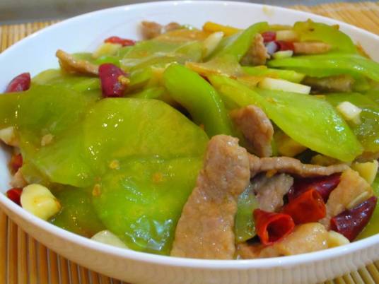 莴笋炒肉丝