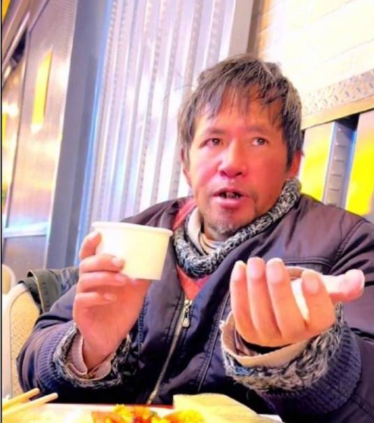 孙卫东（流浪美国纽约的美籍华人博士）