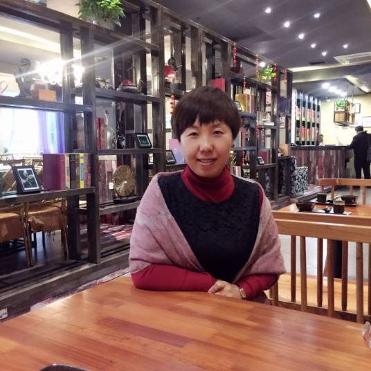 张艳平（中国特级女教师）