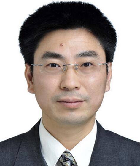 江泽平