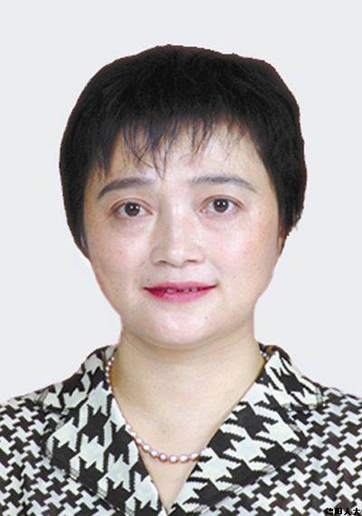 严谨（河南省信阳市人大常委会原副主任）