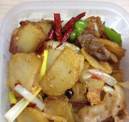 洋葱炒土豆片