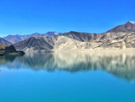 第十师白沙湖景区