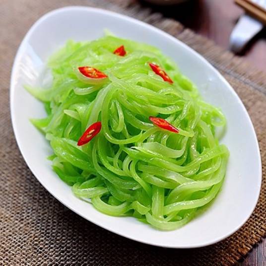 葱油莴笋丝