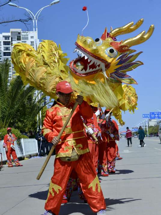 腾龙娱乐