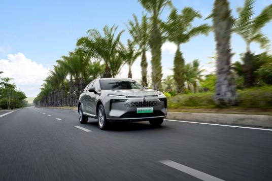 魏牌摩卡DHT-PHEV