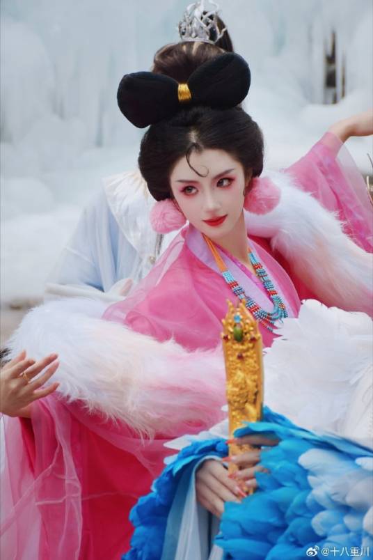 邓雯文（网络红人）