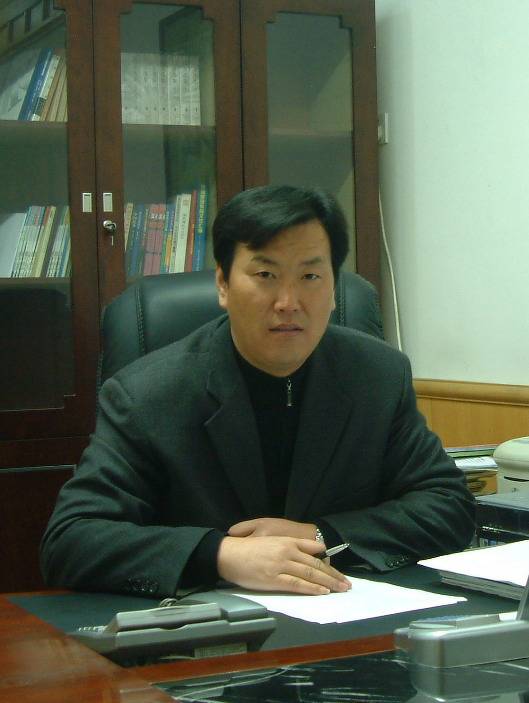 陈玉金（江苏省郑集高级中学原校长）