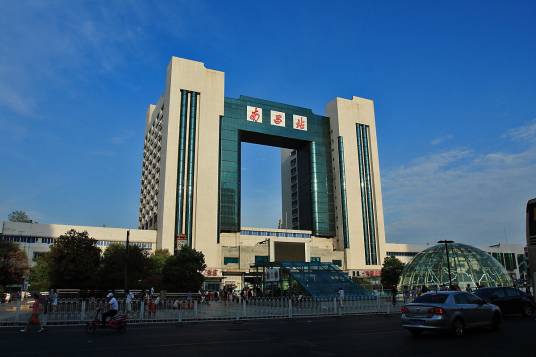 南昌站（中国江西省南昌市境内铁路车站）